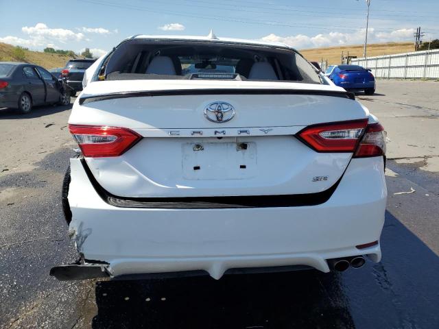 2019 TOYOTA CAMRY SE A 4T1B11HK2KU743624