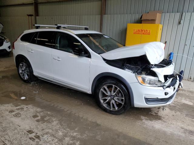 2016 VOLVO V60 CROSS YV4612HK7G1003049