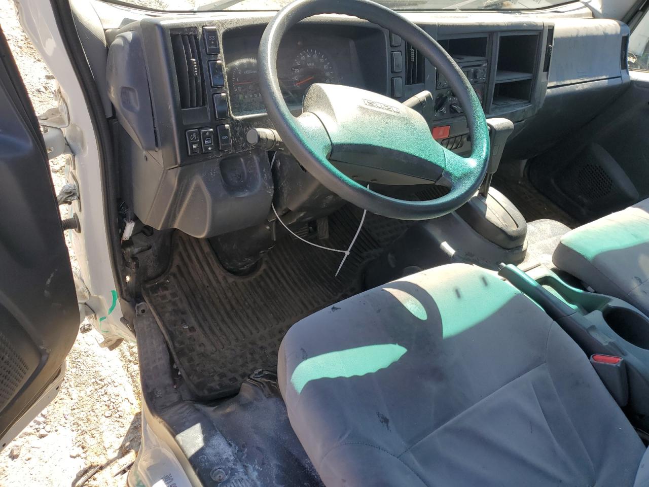 Lot #3304555442 2023 ISUZU NPR HD