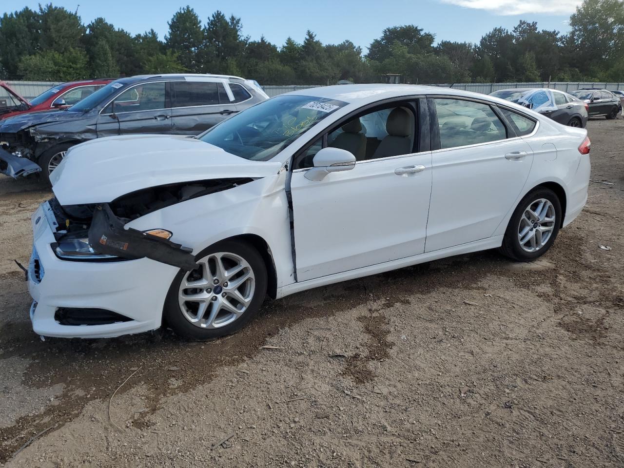 FORD FUSION SE