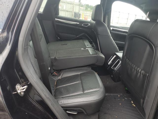 2011 PORSCHE CAYENNE - WP1AA2A25BLA05580