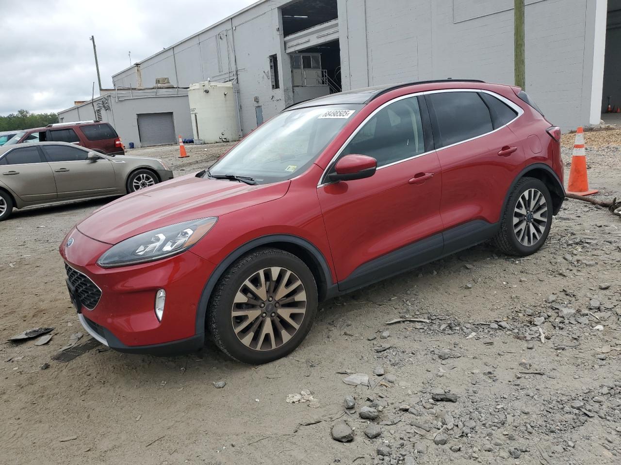 FORD ESCAPE TITANIUM