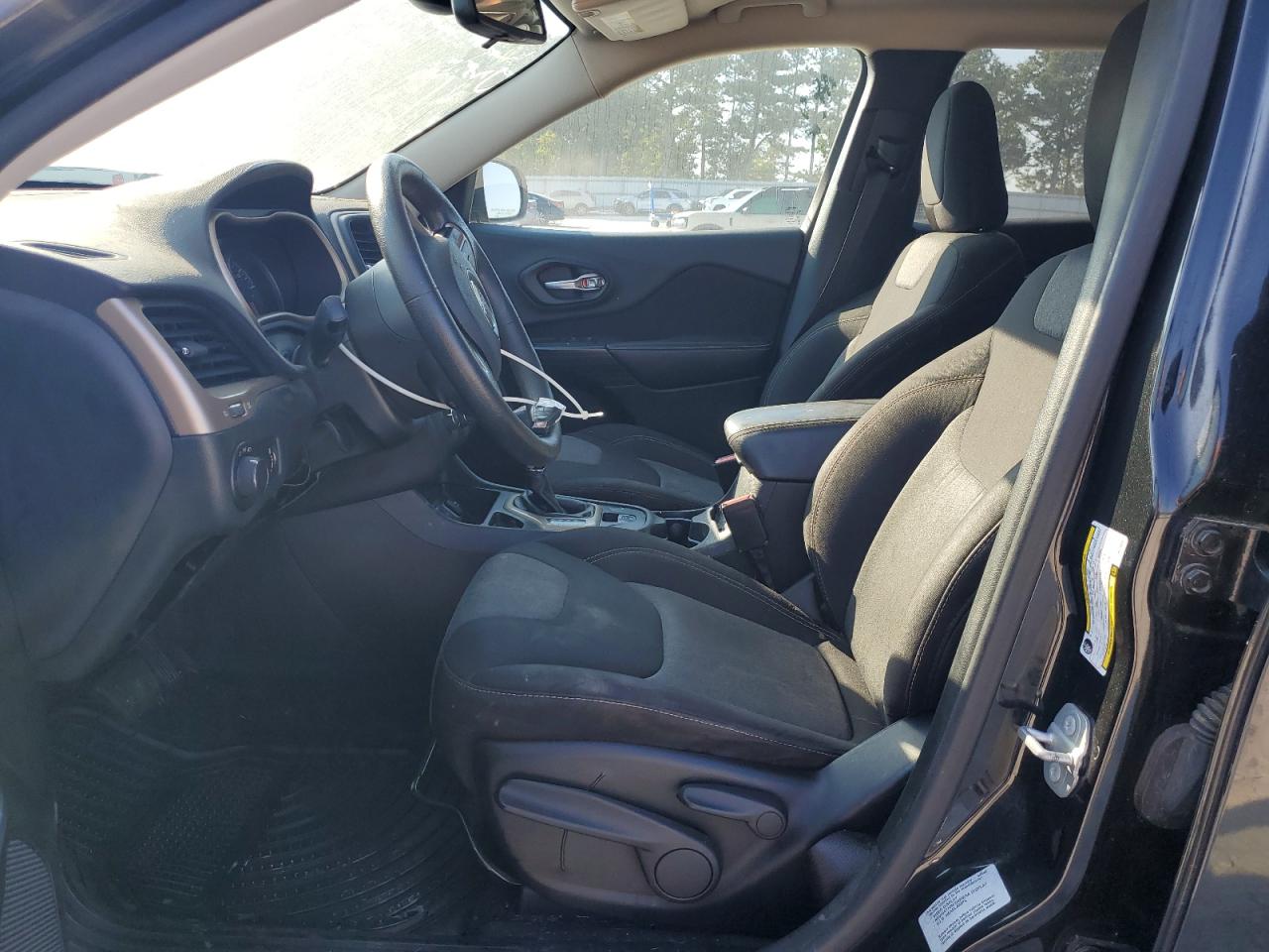 JEEP GRAND CHEROKEE SPORT