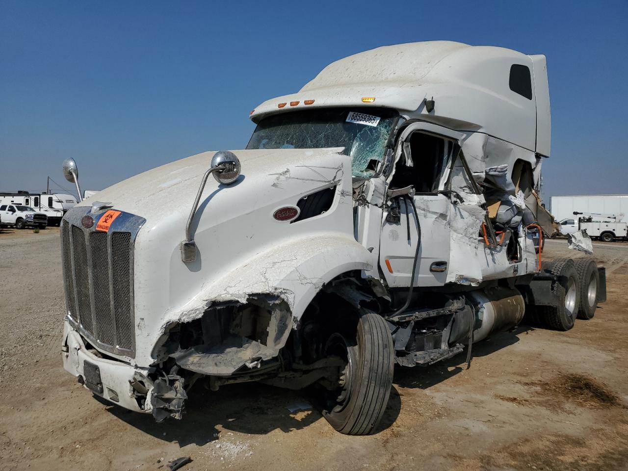 Lot #3282323290 2020 PETERBILT 579