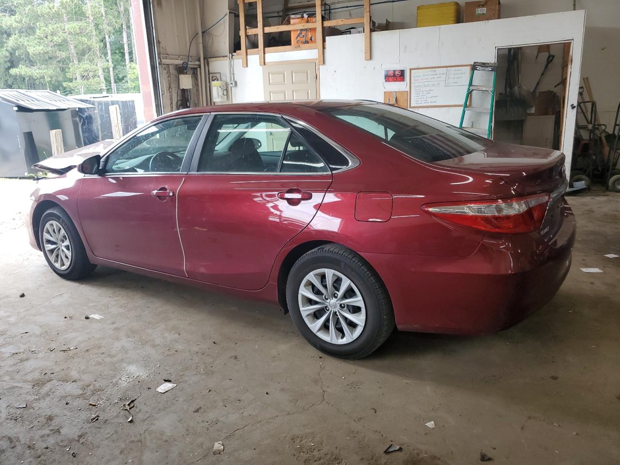 TOYOTA CAMRY LE