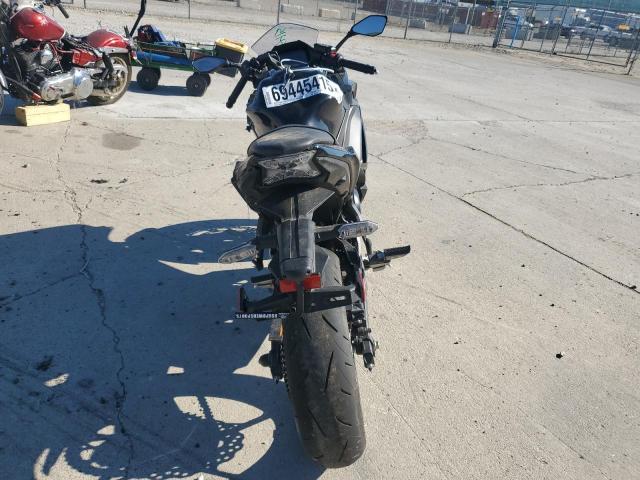 2025 KAWASAKI EX650 R ML5EXER10SDAE7754