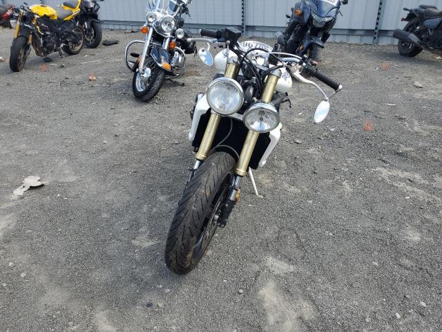 2011 TRIUMPH MOTORCYCLE STREET TRIPLE 675 SMTD01NE9BJ451521