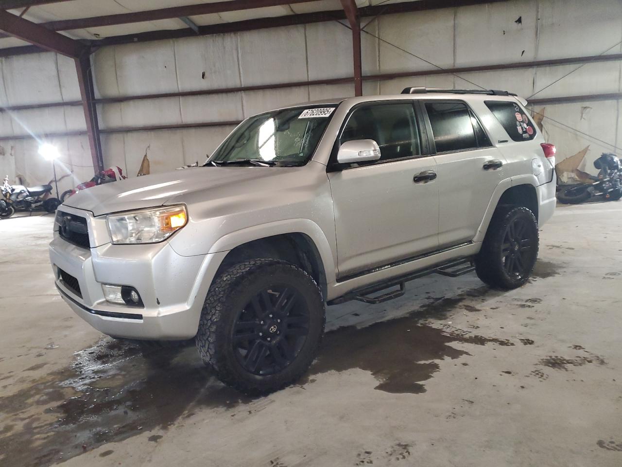TOYOTA 4RUNNER SR5