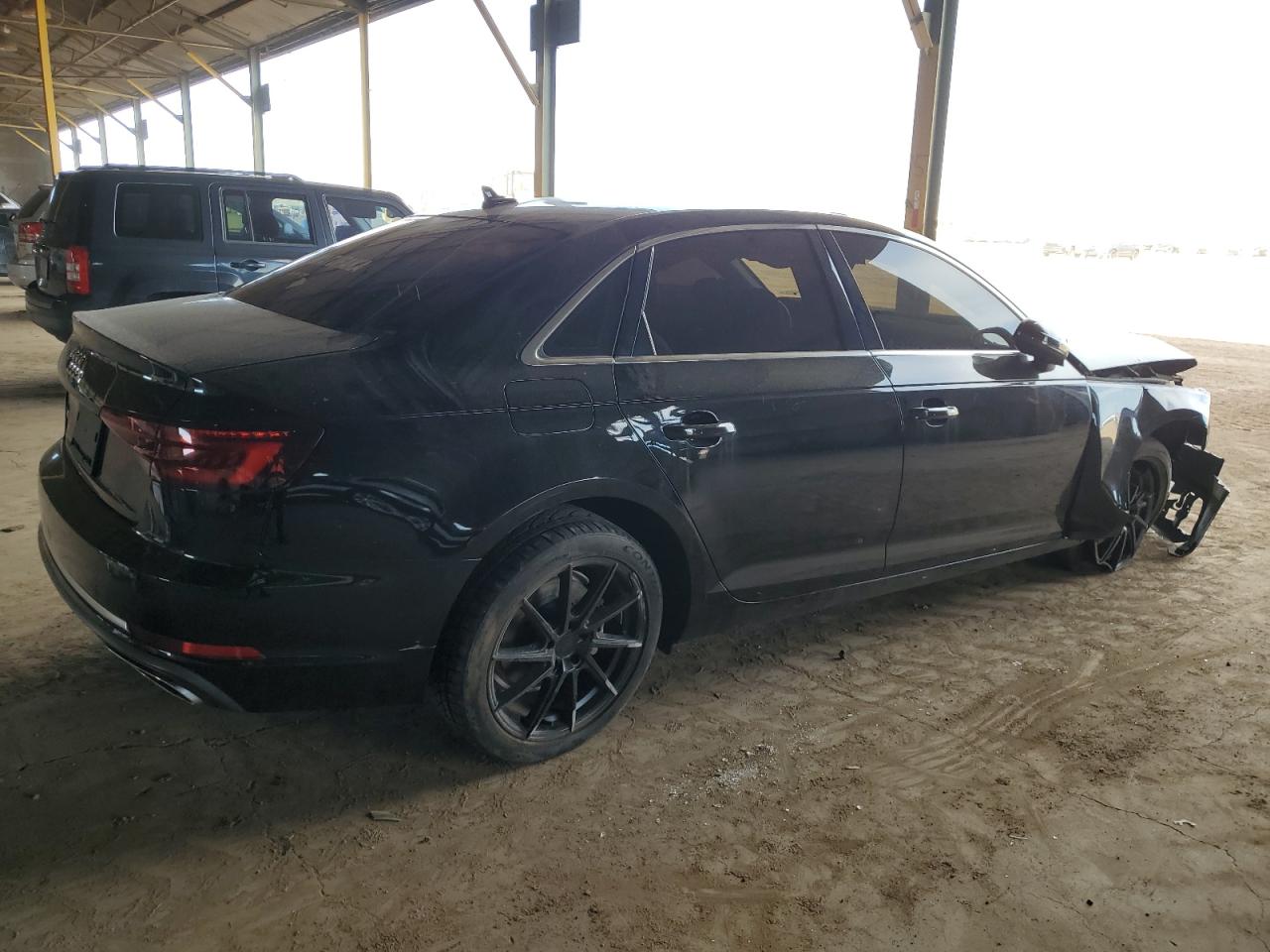 AUDI A4 PREMIUM