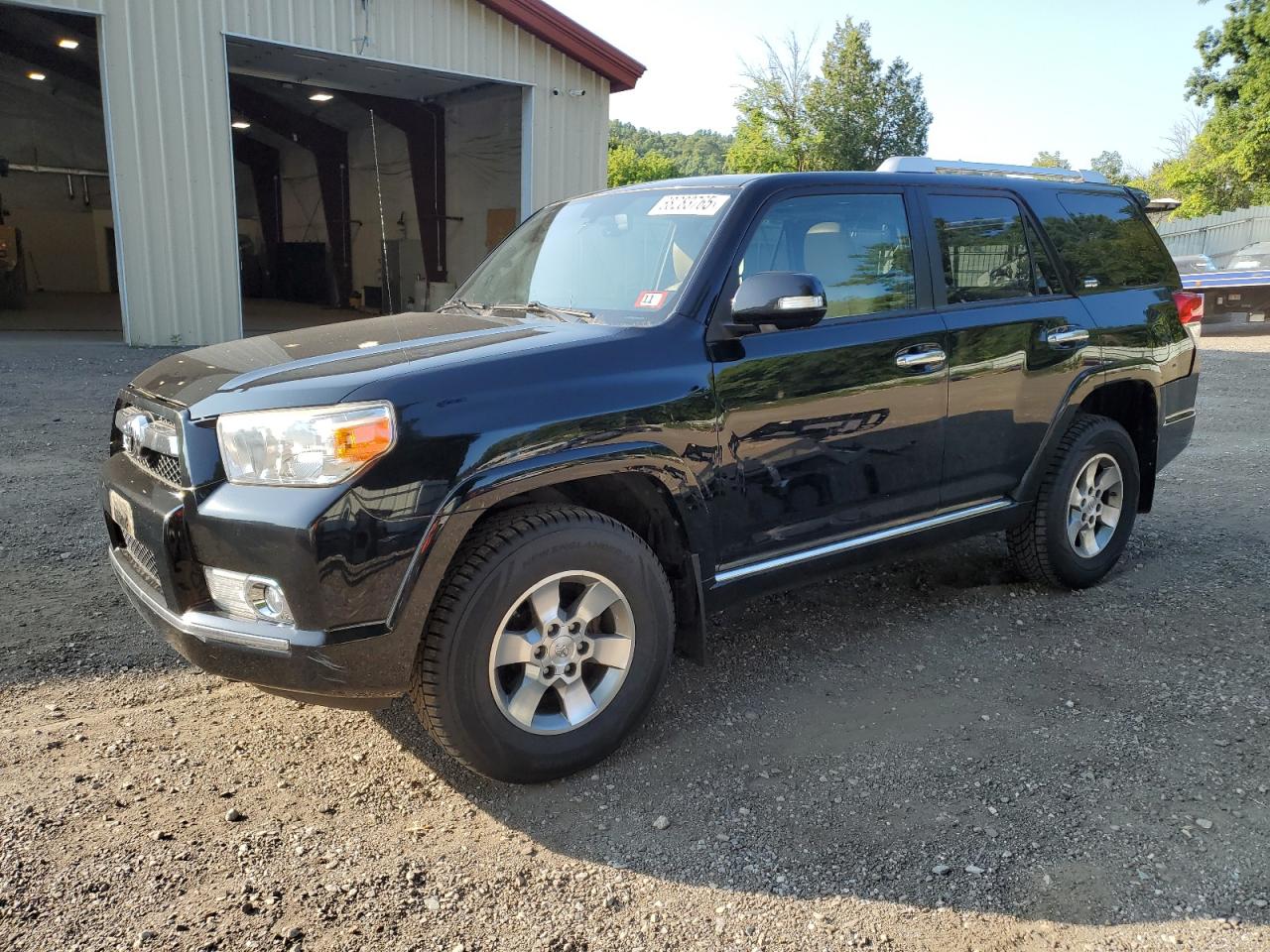 TOYOTA 4RUNNER SR5