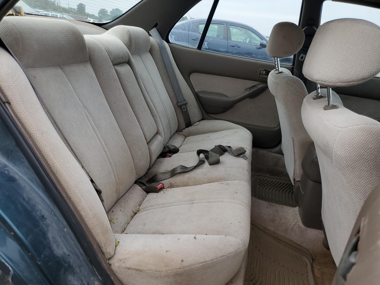 Lot #3302748015 1996 TOYOTA CAMRY DX