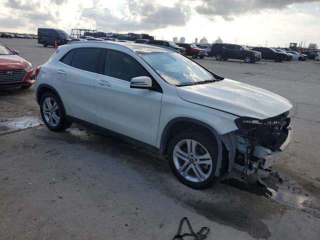 2018 MERCEDES-BENZ GLA 250 4M WDCTG4GB5JJ448571
