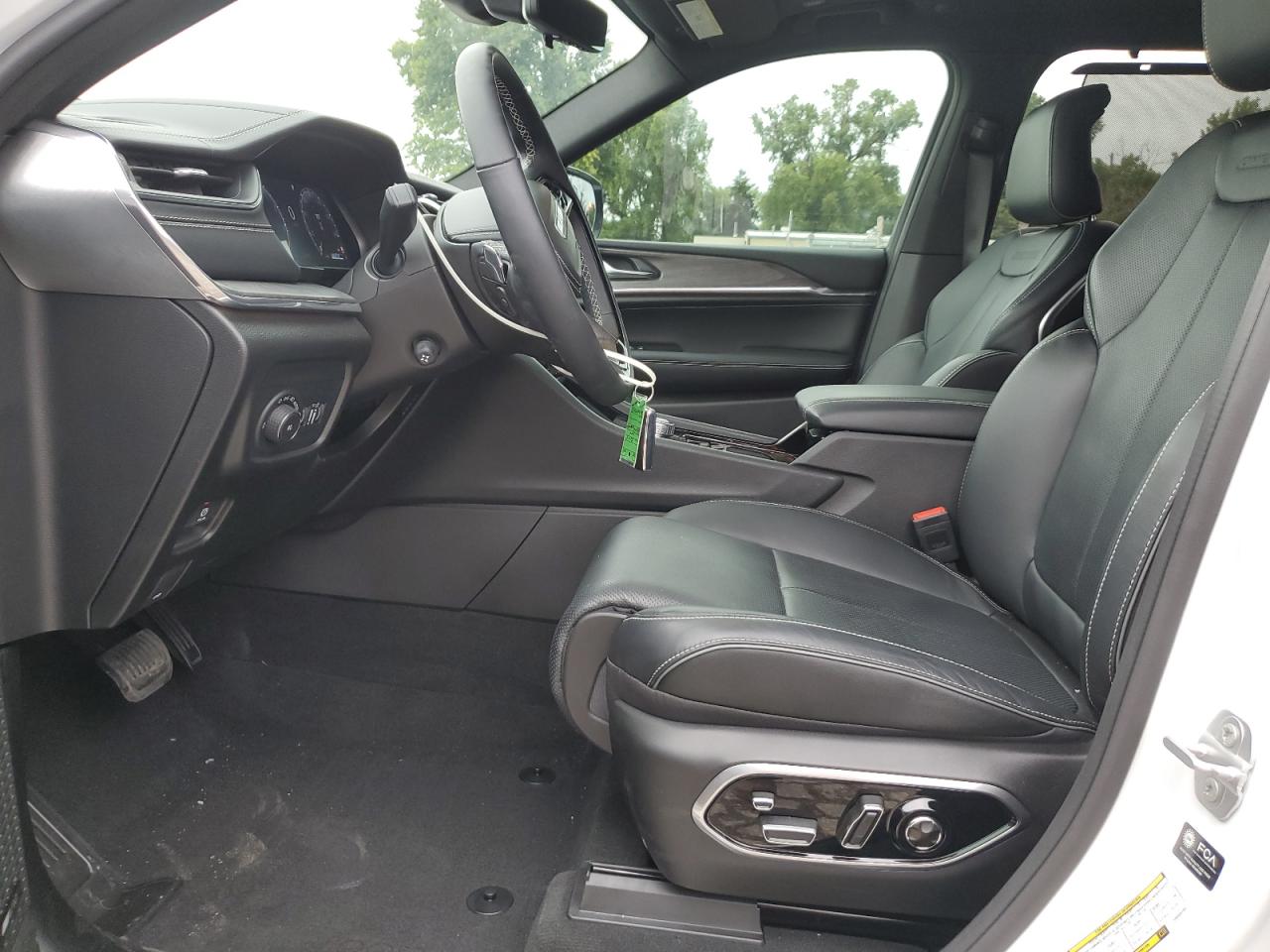 JEEP GRAND CHEROKEE L OVERLAND