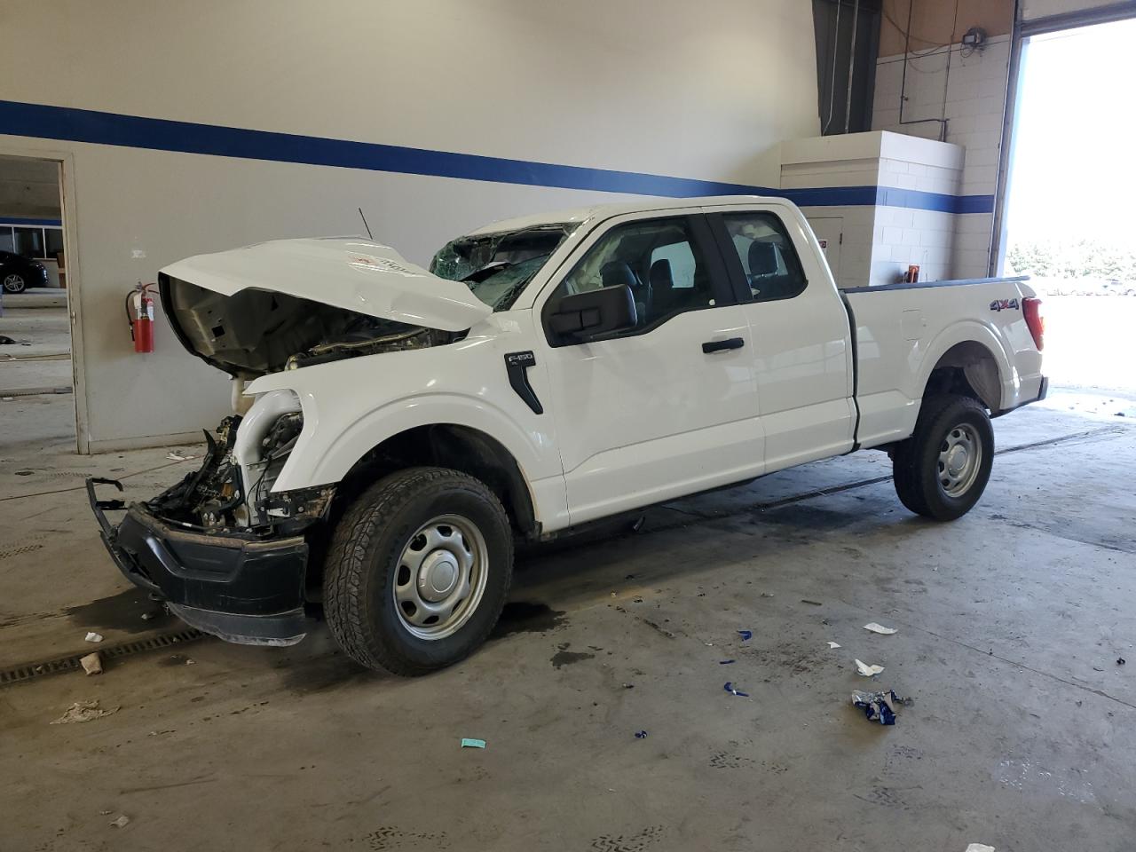FORD F-150 SUPER CAB