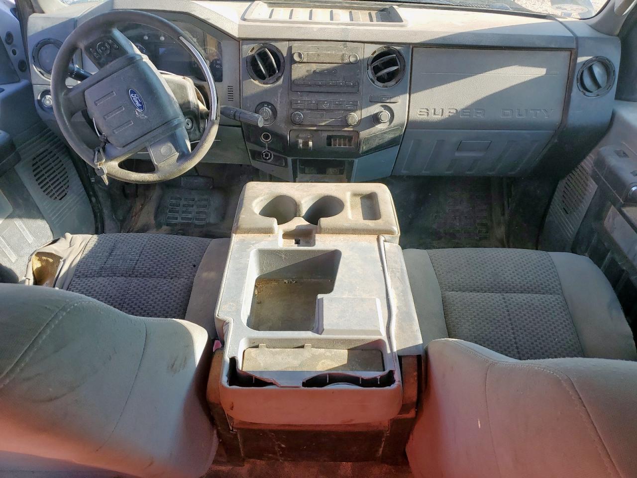 FORD F-250 SUPER DUTY