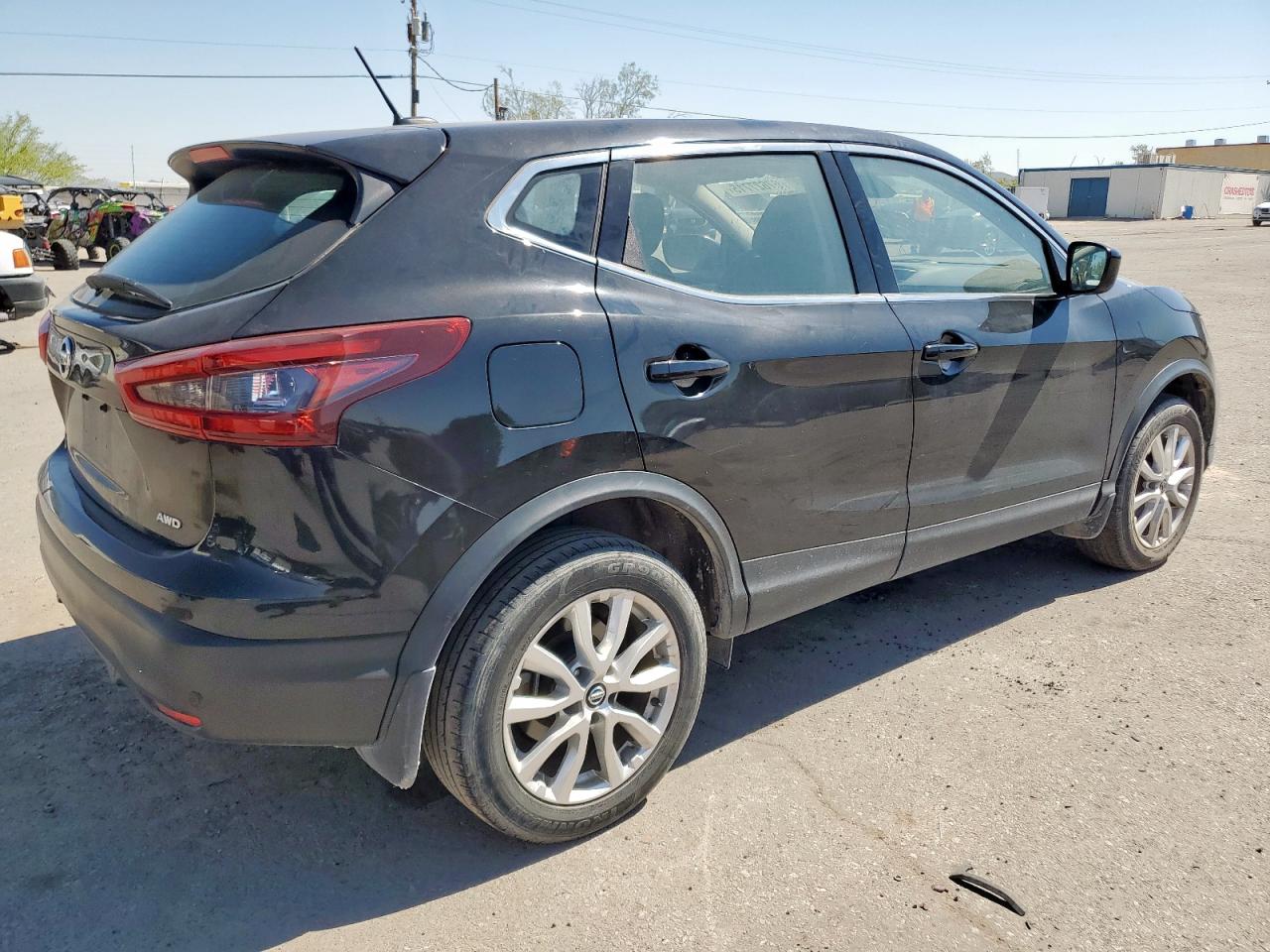 NISSAN ROGUE SPORT S