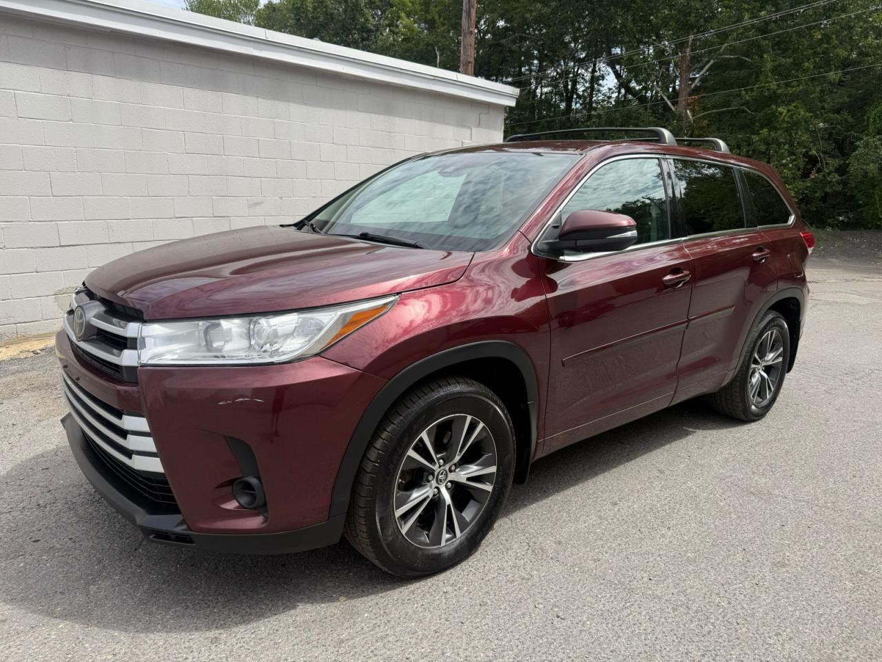 TOYOTA HIGHLANDER LE
