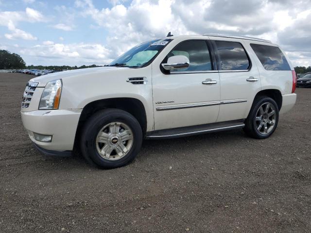 CADILLAC ESCALADE L
