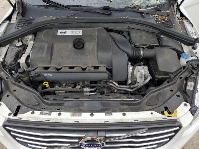 2015 VOLVO XC60 T6 PR YV4902RK4F2665856