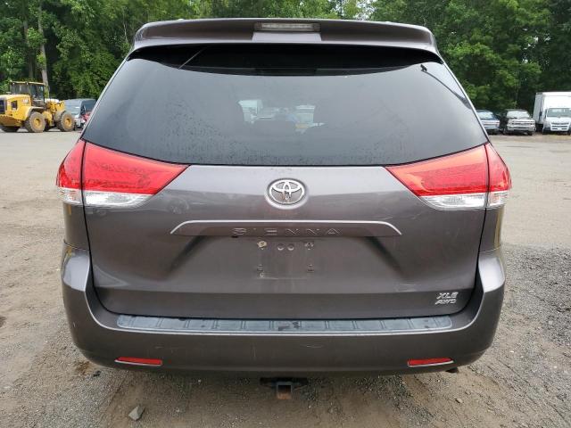 2011 TOYOTA SIENNA XLE - 5TDDK3DC2BS007999