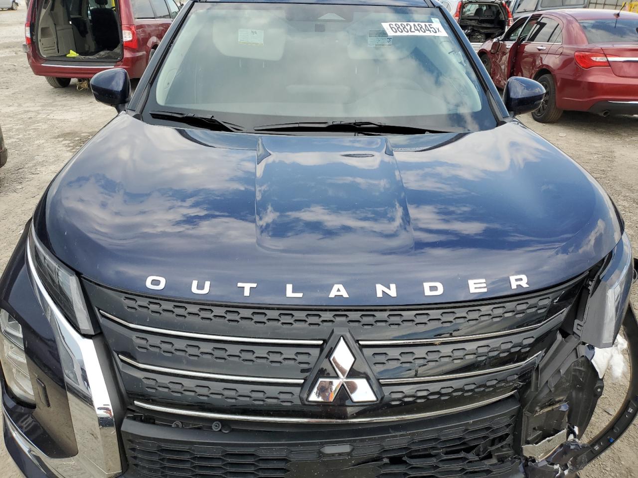 MITSUBISHI OUTLANDER SE