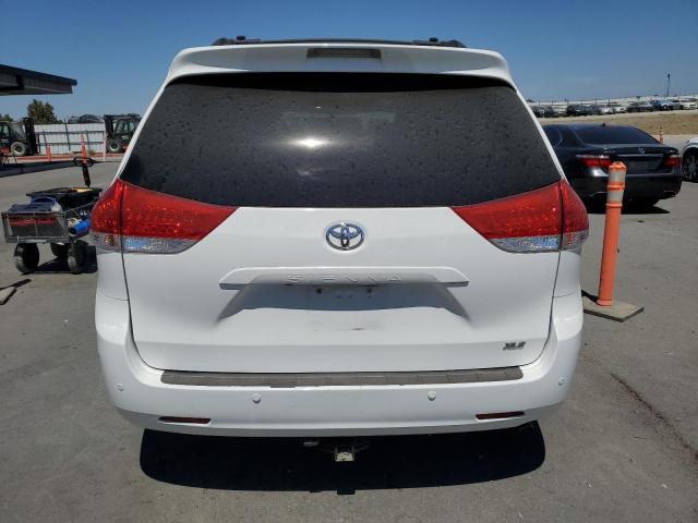 2014 TOYOTA SIENNA XLE - 5TDYK3DC8ES499119