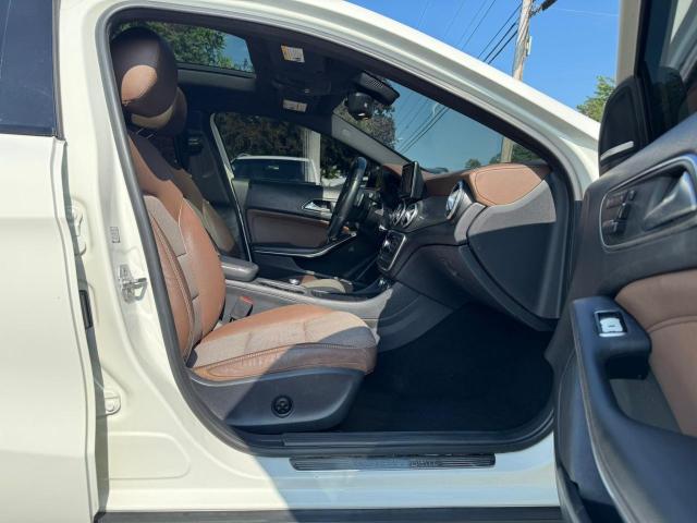 2015 MERCEDES-BENZ GLA 250 4M WDCTG4GB2FJ057319