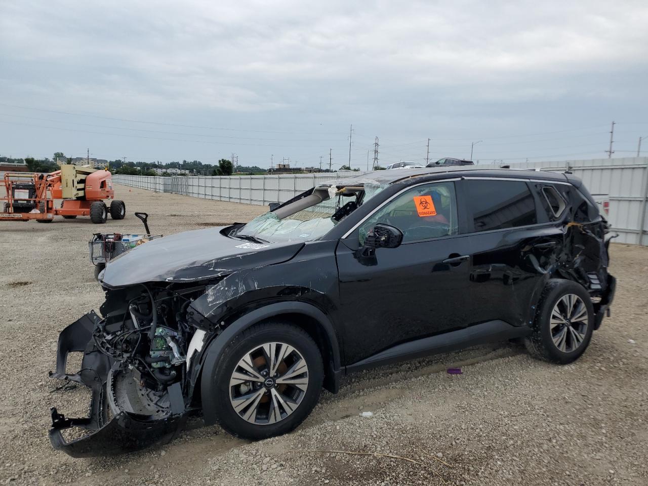 NISSAN ROGUE SV