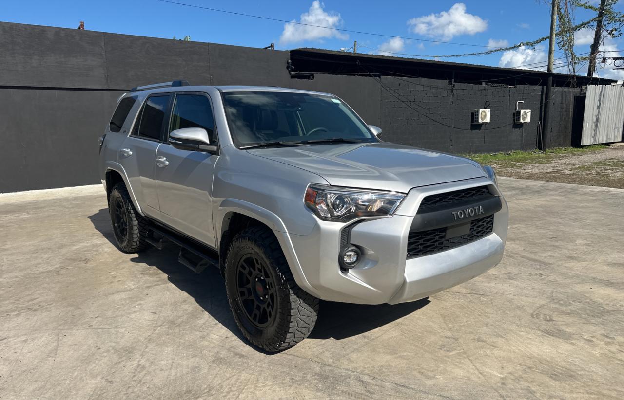 TOYOTA 4RUNNER SR5/SR5 PREMIUM
