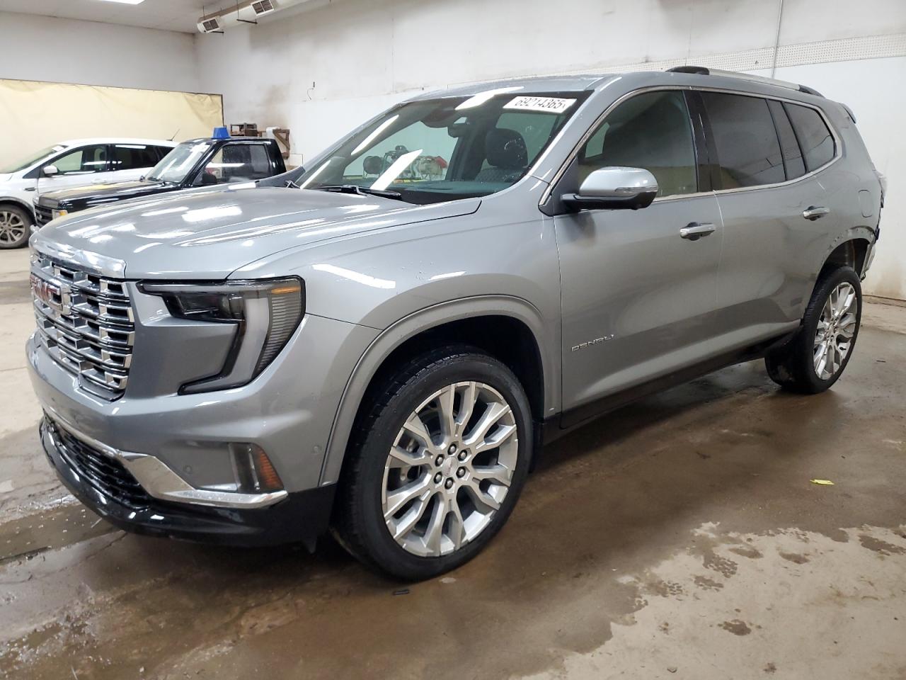 GMC ACADIA DENALI