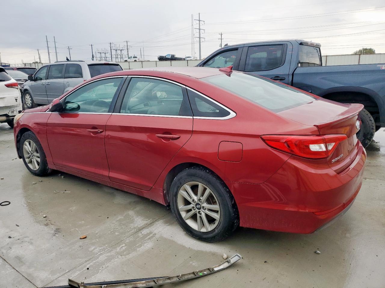 Lot #3303629949 2015 HYUNDAI SONATA SE