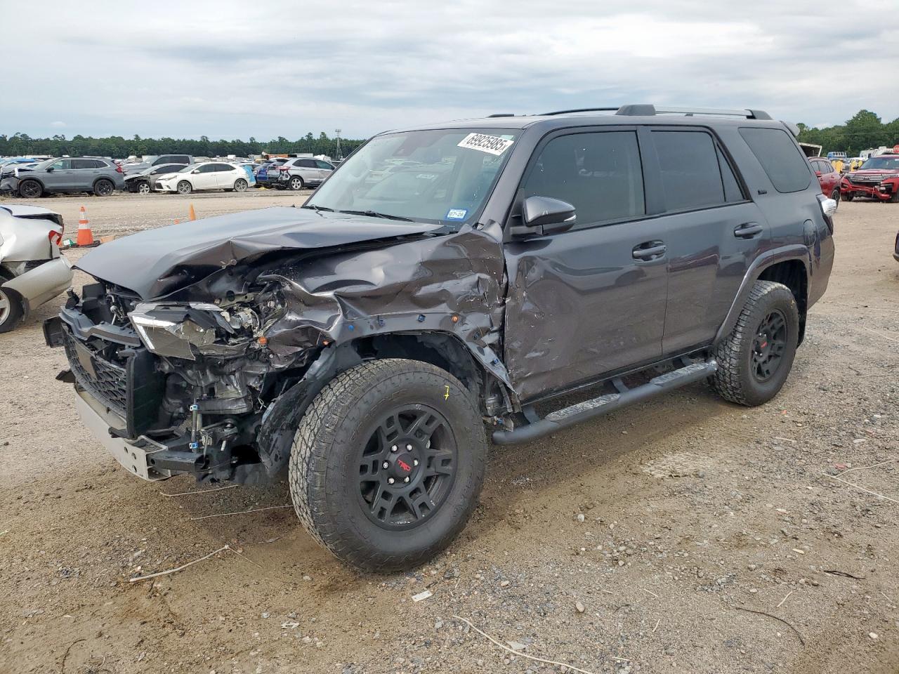 TOYOTA 4RUNNER SR5