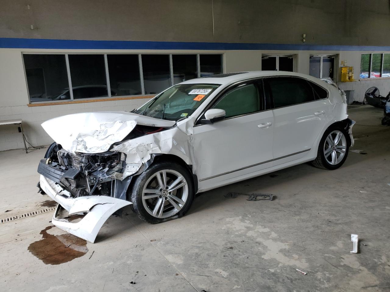 VOLKSWAGEN PASSAT SEL