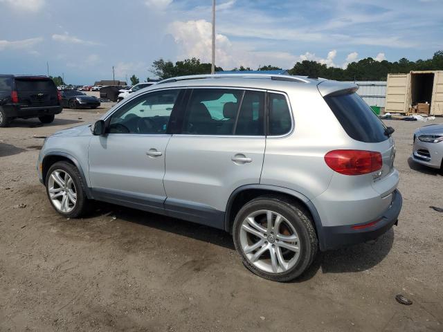 2013 VOLKSWAGEN TIGUAN S - WVGAV3AX5DW559383