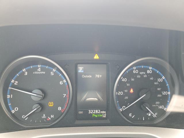 2018 TOYOTA RAV4 ADVEN JTMRFREV9JJ196370