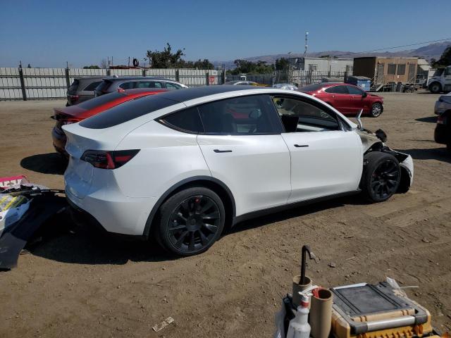 2021 TESLA MODEL Y 5YJYGDEE2MF122473