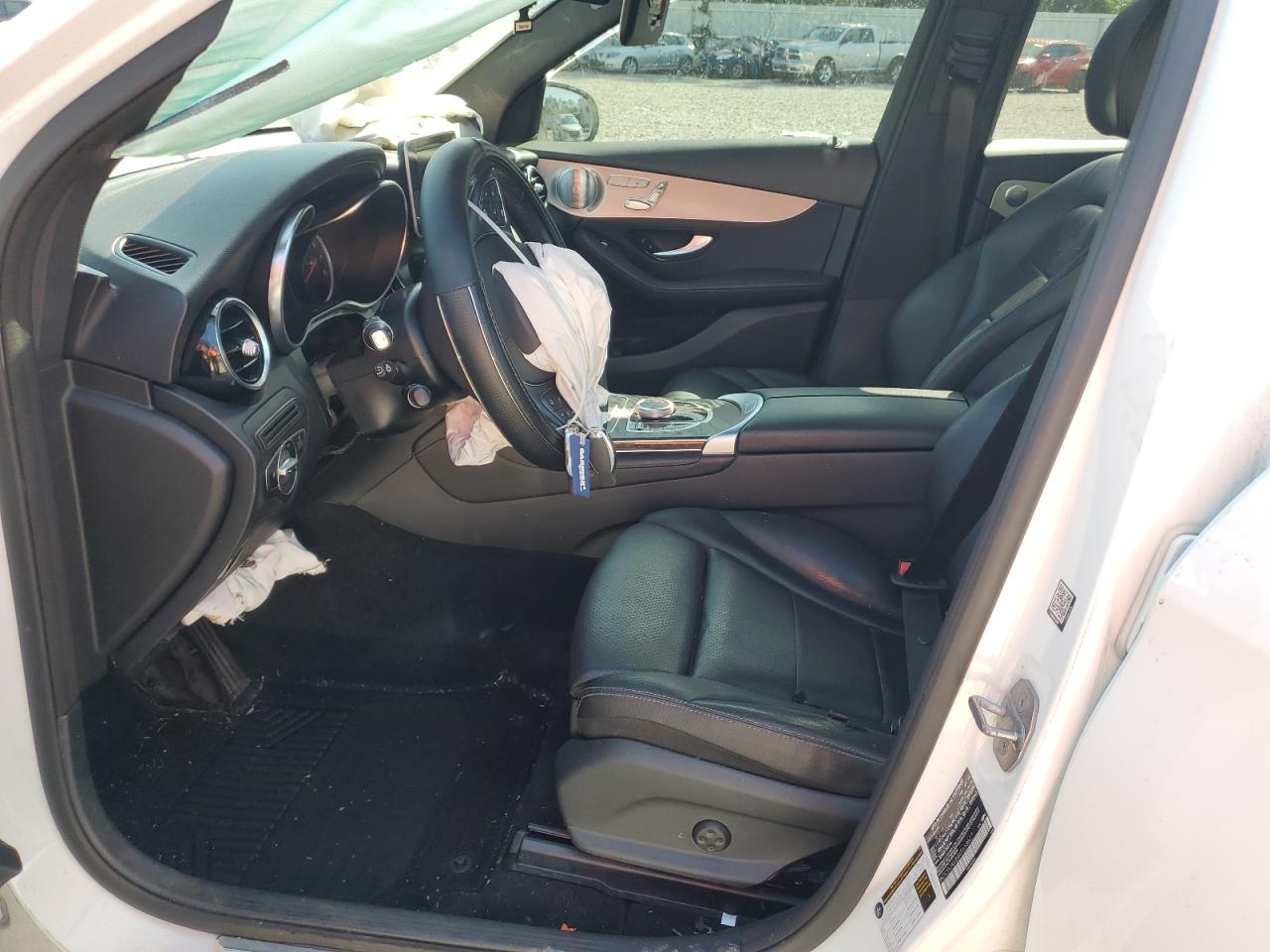 MERCEDES-BENZ GLC-CLASS 300 4MATIC