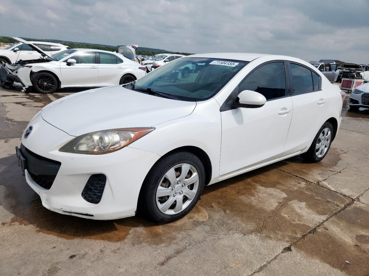MAZDA 3 I