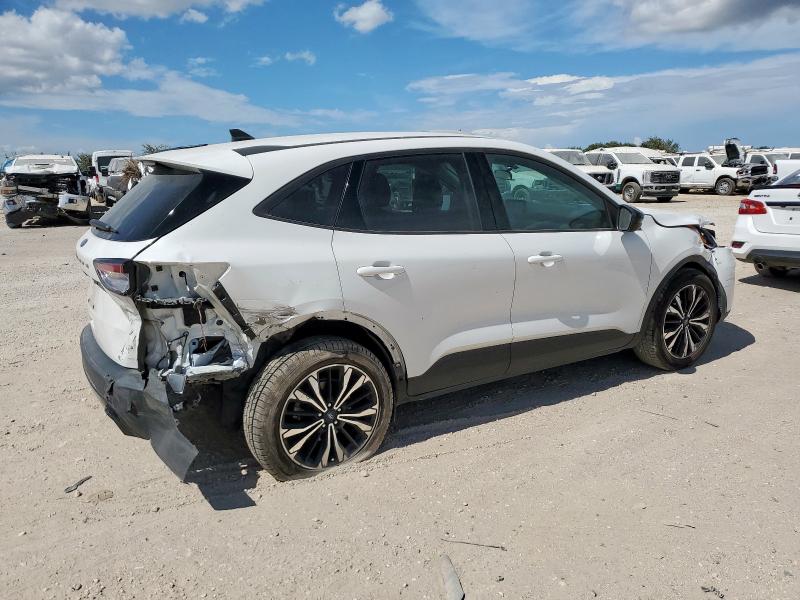 2021 FORD ESCAPE SE 1FMCU0G62MUA46256