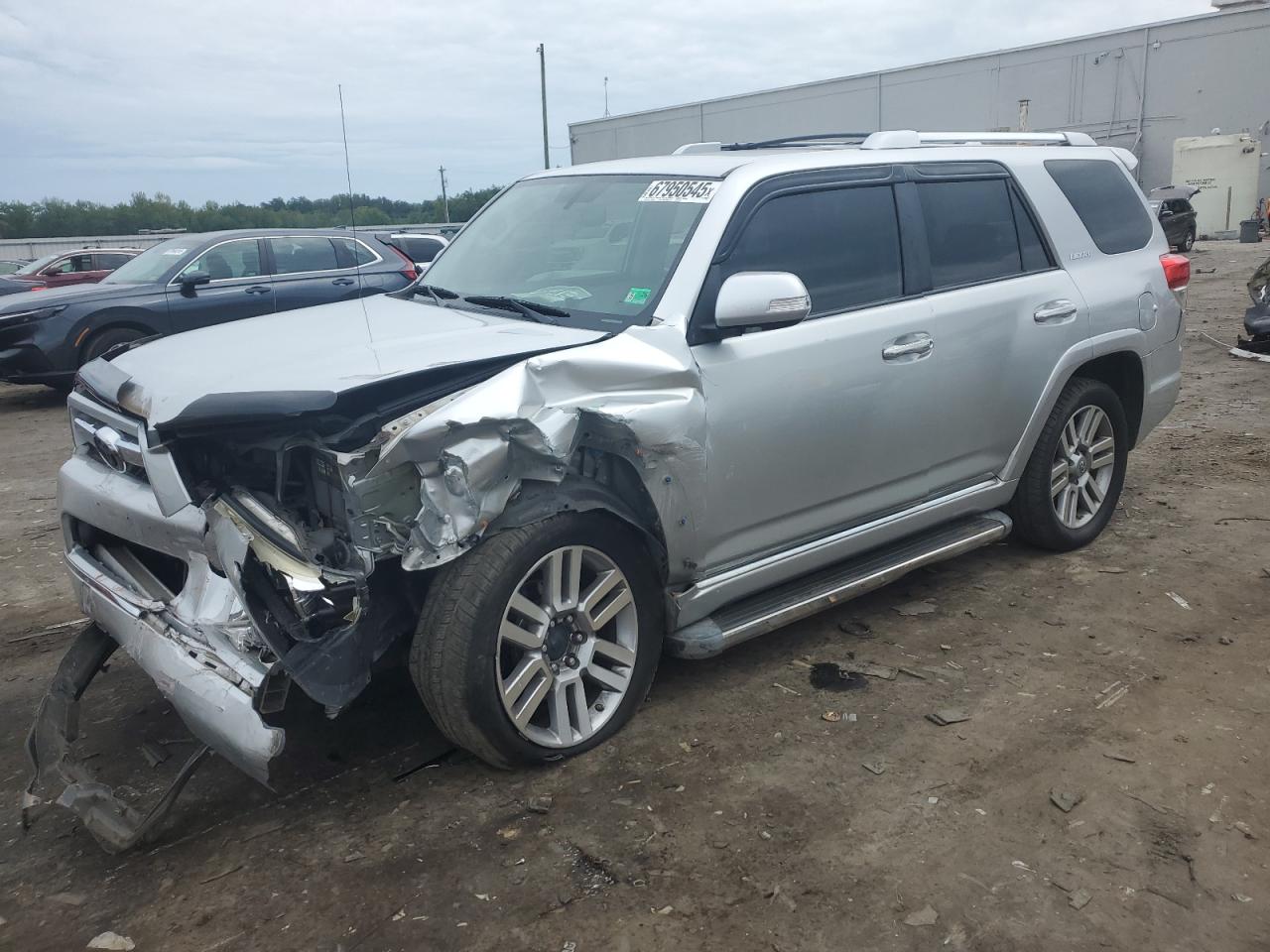 TOYOTA 4RUNNER SR5