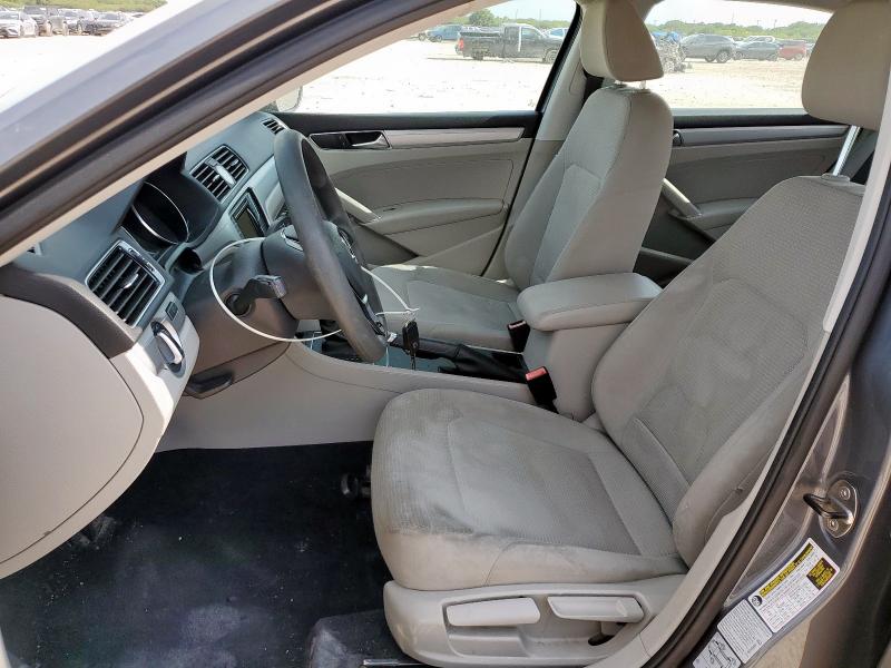 2017 VOLKSWAGEN PASSAT S 1VWAT7A30HC004103