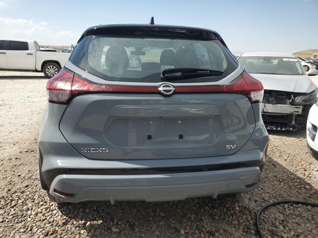 NISSAN KICKS SV