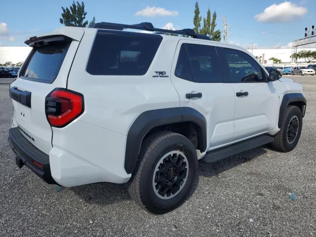 2025 TOYOTA 4RUNNER SR JTEVA5BR5S5004784