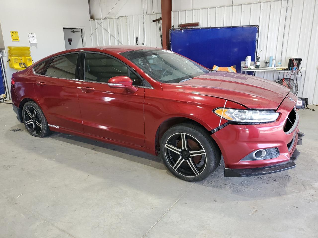 FORD FUSION SE