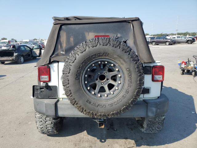 2016 JEEP WRANGLER U 1C4BJWDG0GL226290