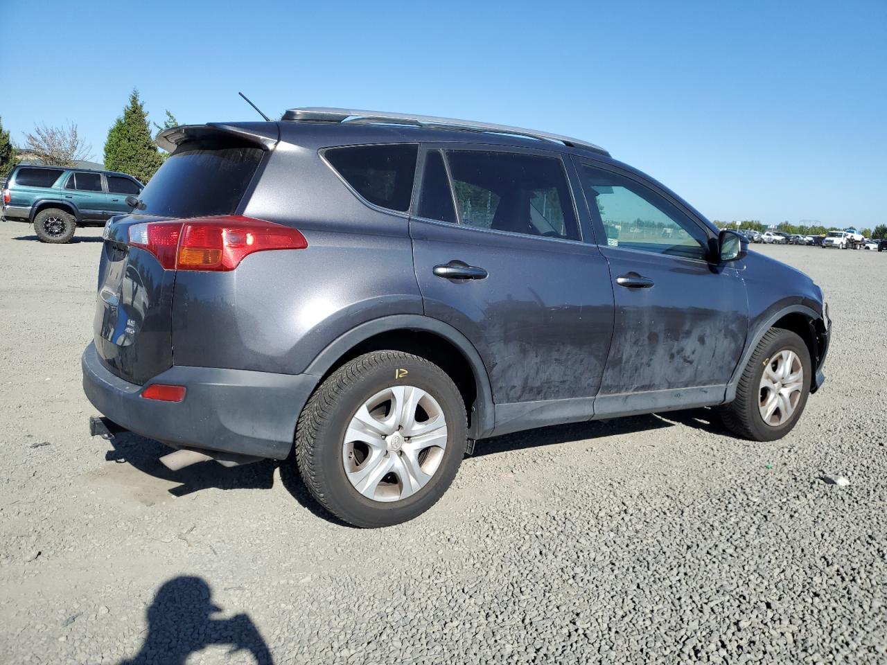 TOYOTA RAV4 LE