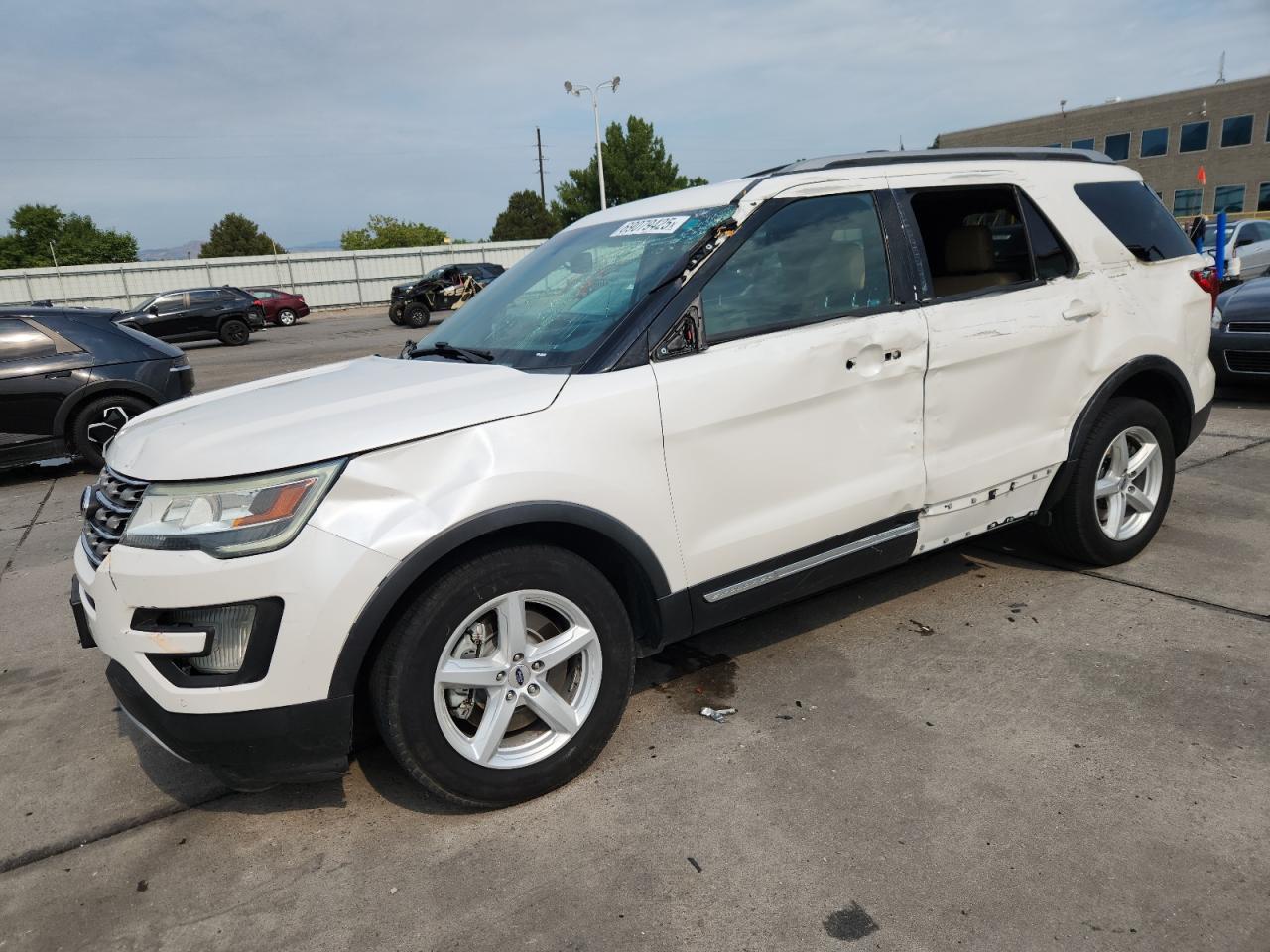 FORD EXPLORER XLT