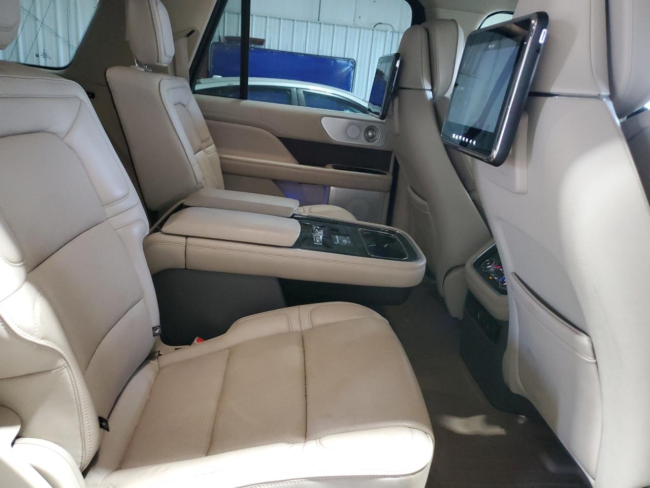 LINCOLN NAVIGATOR L RESERVE