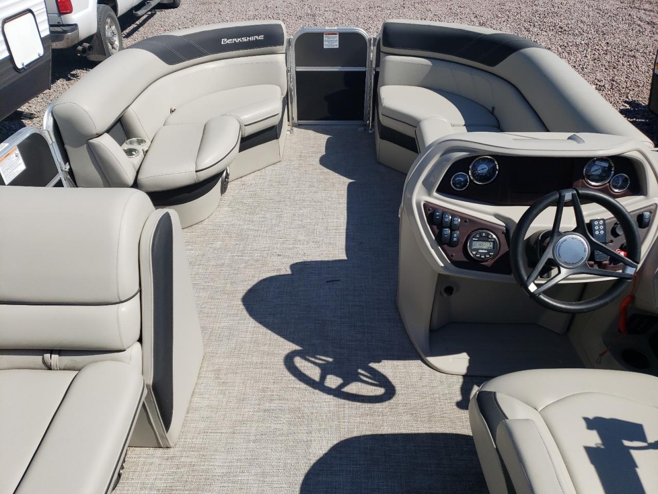 Lot #3257275753 2022 BERK BERKSHIRE 20 LE