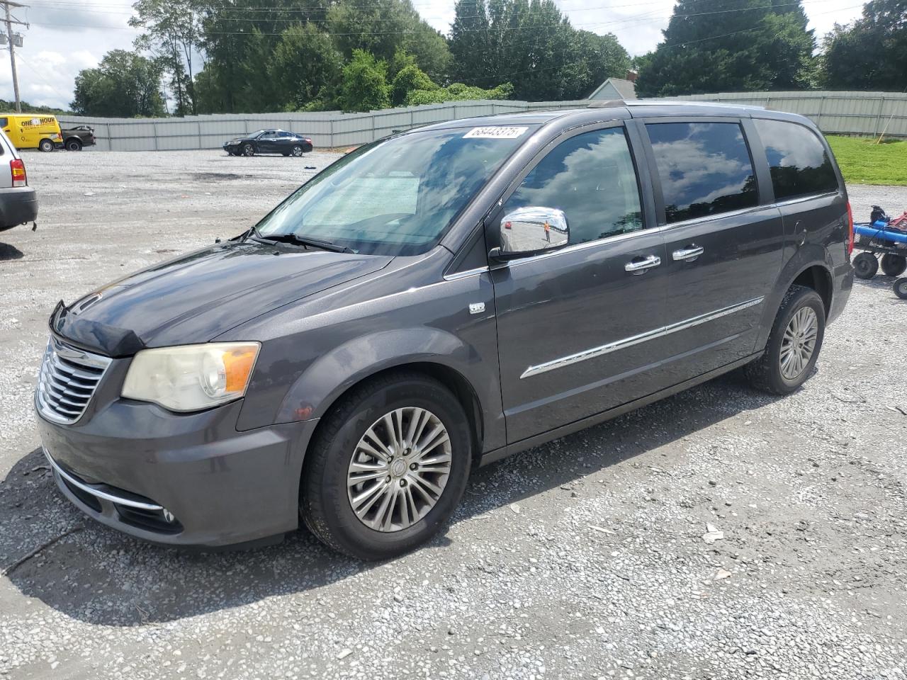 CHRYSLER TOWN & COUNTRY TOURING L